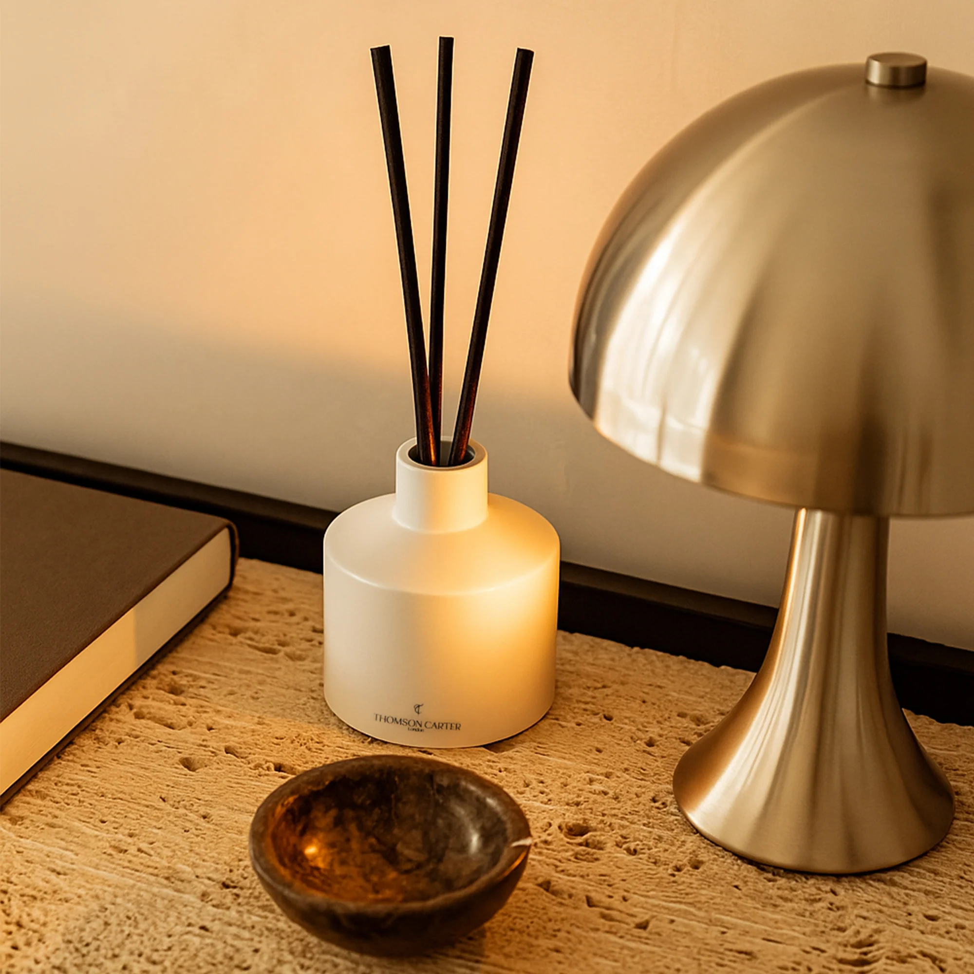 Santal Oud - Ceramic Reed Diffuser - Image 5